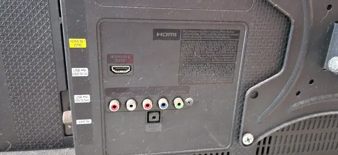 TV Samsung Kondisi Baik Berfungsi plus Remote - Image 3 of 4