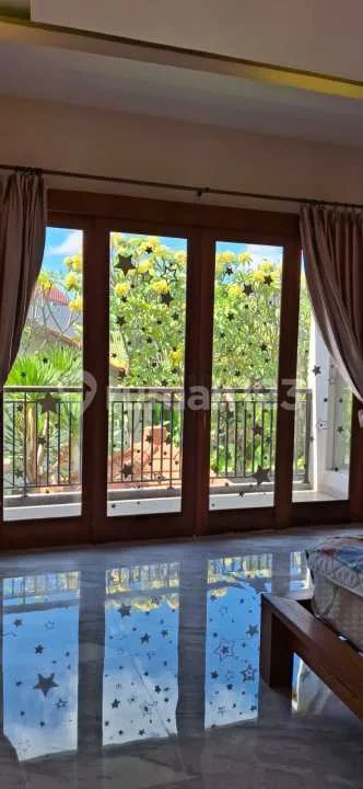 Disewakan Villa 3 Bedroom di Pusat Petitenget Bali - Image 3 of 4