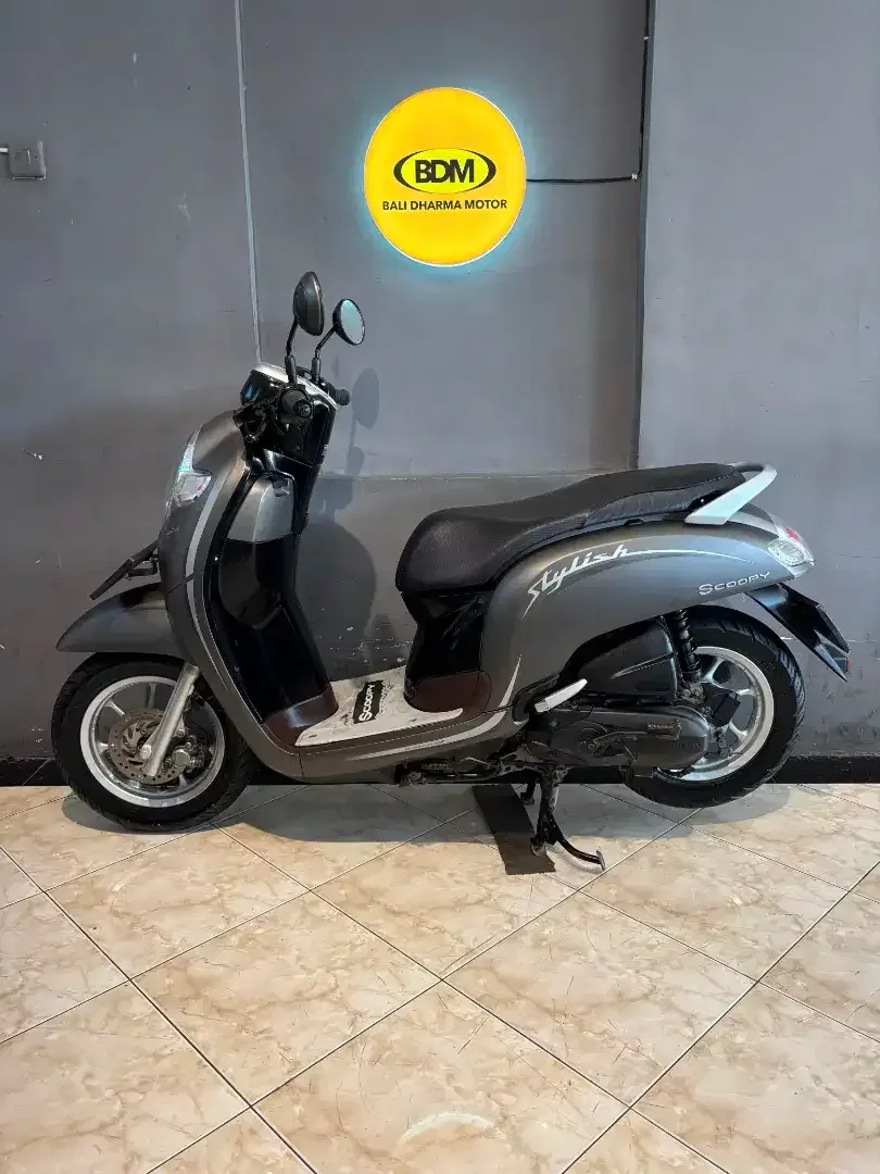 Honda Scoopy fi thn 2019 cash. Bali dharma motor - Image 1 of 5