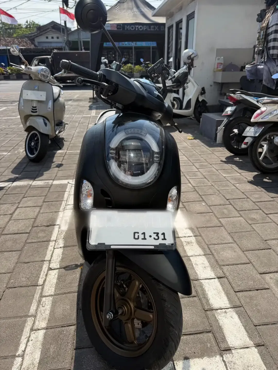 Scoopy seperti baru hitam matte/dof - Image 3 of 4