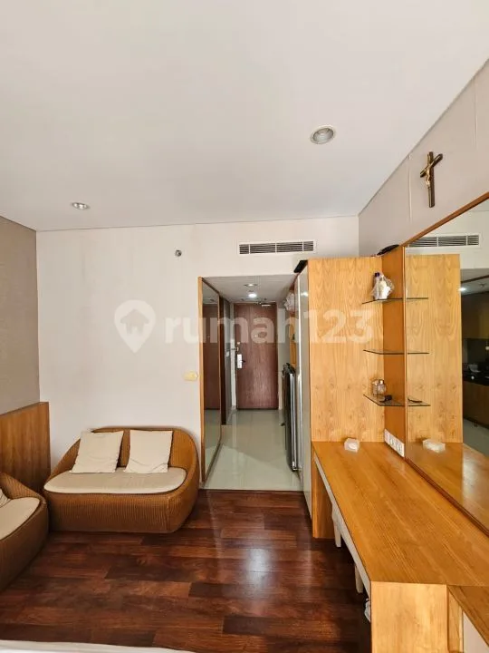 For Rent Yearly Apartment Studio Close to Petitenget Beach and Seminyak Square Bali - Image 2 of 4