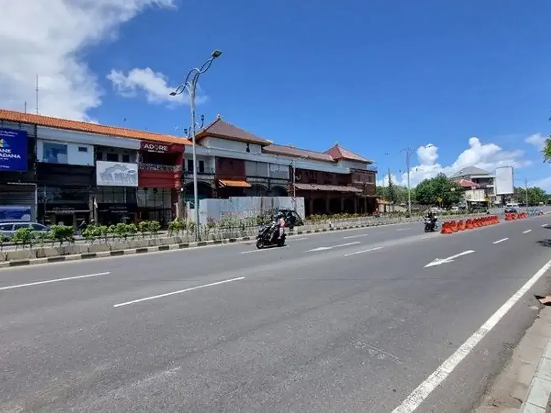 LOKASI LANGKA! TANAH KOMERSIAL BYPASS NGURAH RAI DEKAT BANDARA DIJUAL - Image 4 of 10