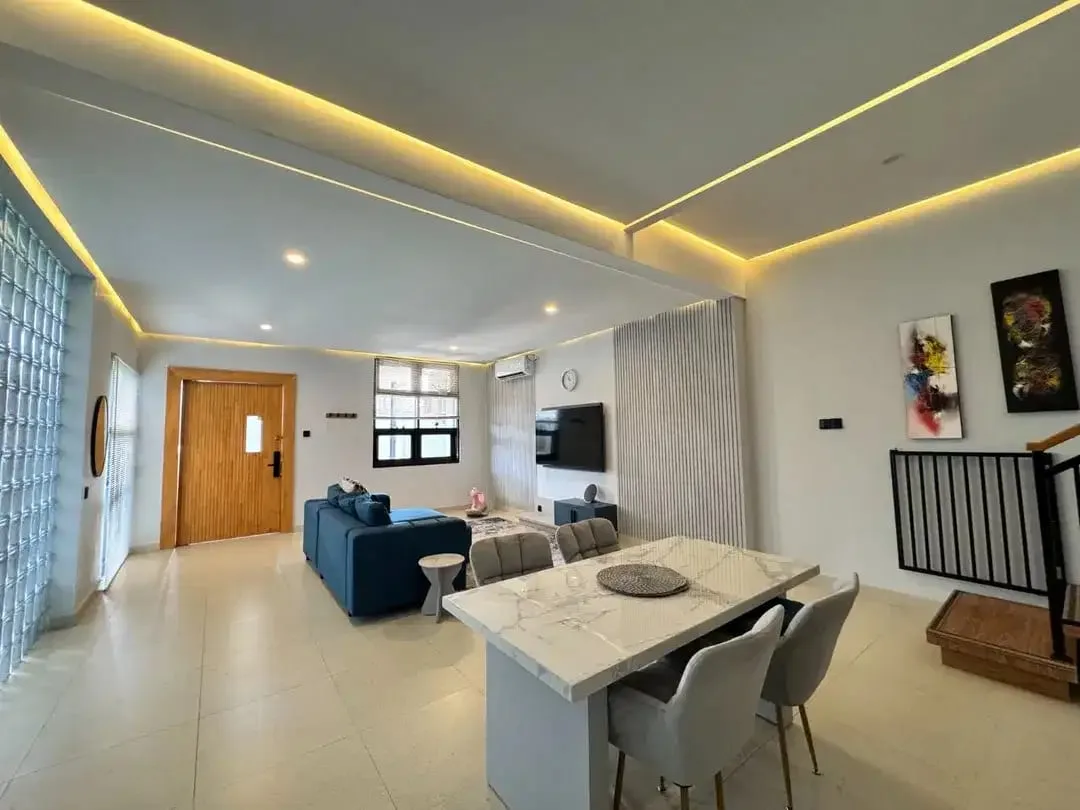 Modern Fully Furnished Villa with Rooftop Near Sunset Road, Seminyak - Image 10 of 10