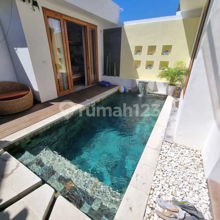Villa di Seminyak 2 Kamar Tidur Cocok untuk Keluarga dan Kantor - Image 1 of 4