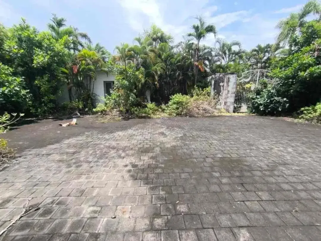DIJUAL TANAH PREMIUM KAWASAN HOTEL DAERAH SEMINYAK BADUNG BALI - Image 6 of 7
