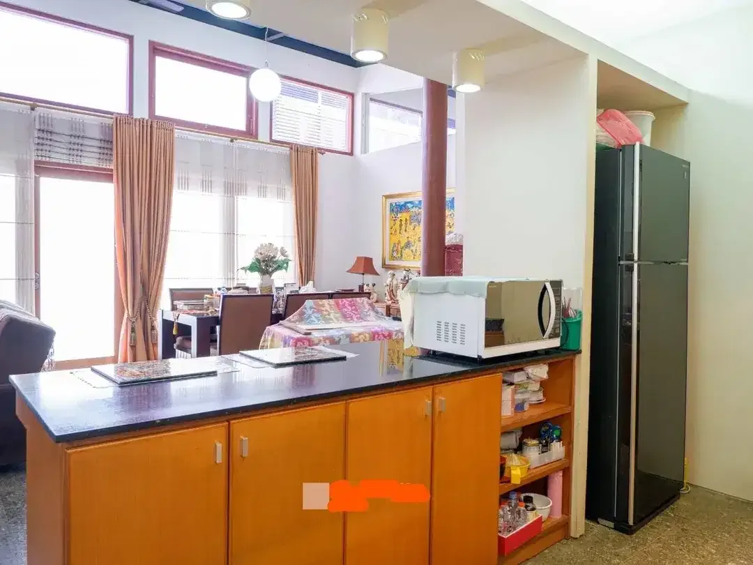 JUAL RUMAH MODERN FURNISHED DALAM KOMPLEKS IMAM BONJOL - Image 5 of 10