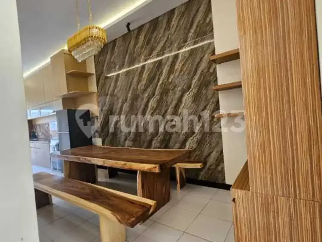 Luxury Pool Villa Near Melasti Beach - Fully Furnished 3Br Uluwatu Villa Bali - Image 1 of 10