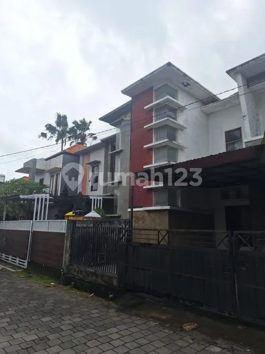 Rumah 2Lantai Hadap Timur Dekat Mahendradata - Image 2 of 4