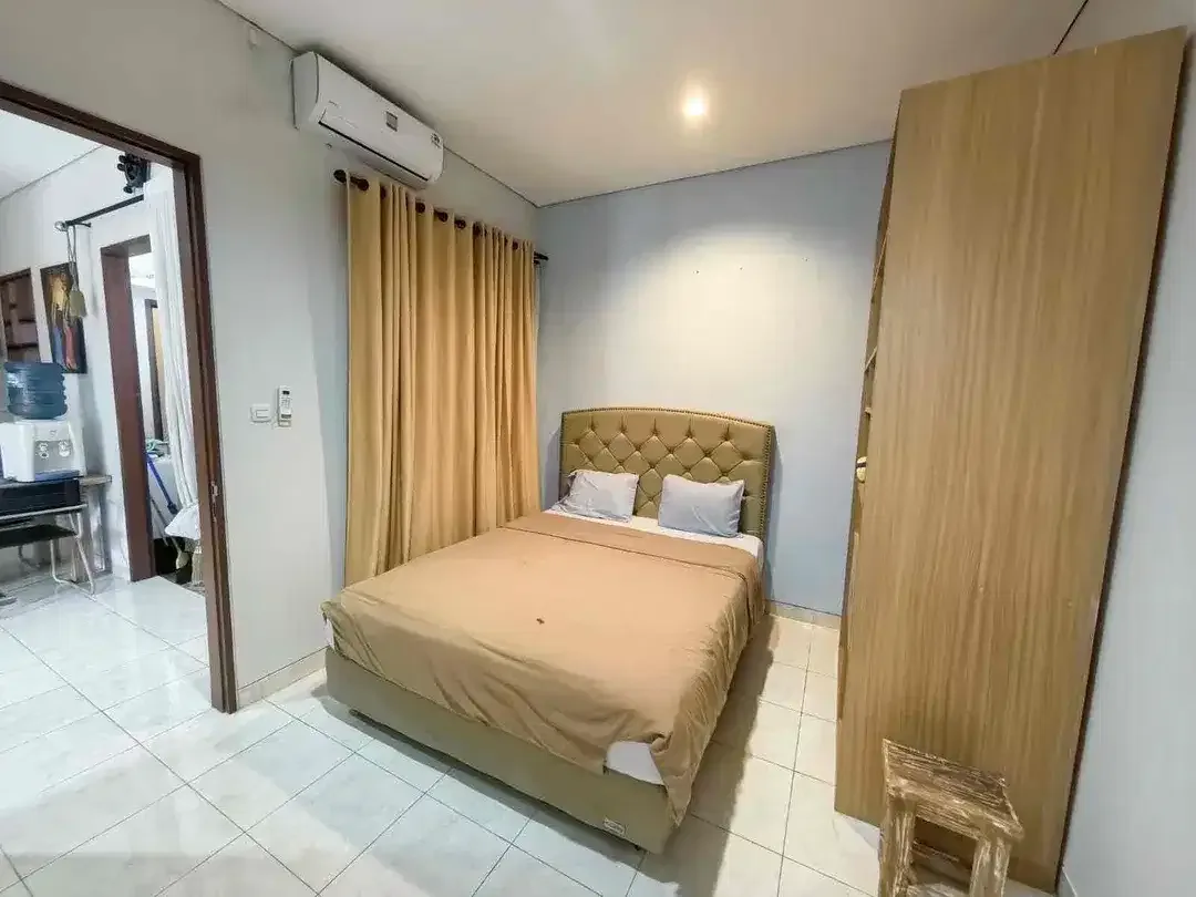DIJUAL RUMAH FULL FURNISHED DI RODEO HILLS UNGASAN - Image 7 of 10