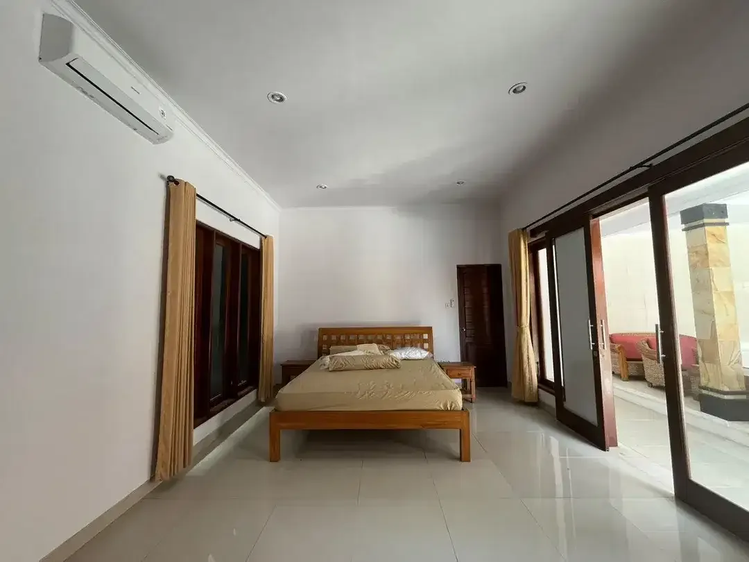 Semi-Furnished 2-Bedroom Villa For Rent In Umalas - Image 8 of 10