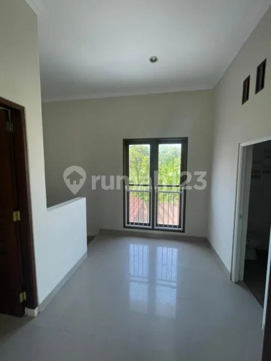 Rumah Modern Lega Do Tukad Badung Jarak Ideal ke Renon dan Sanur dengan Akses Lega dan Taman serta Garase yang Luas - Image 3 of 4