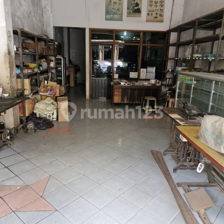Ruko 3 Lantai Lokasi Strategis Jalan Kartini Denpasar - Image 2 of 4