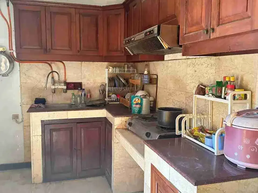 Best Deal, Rumah 3 Lantai Seharga Tanah di Denpasar Barat - Image 9 of 10