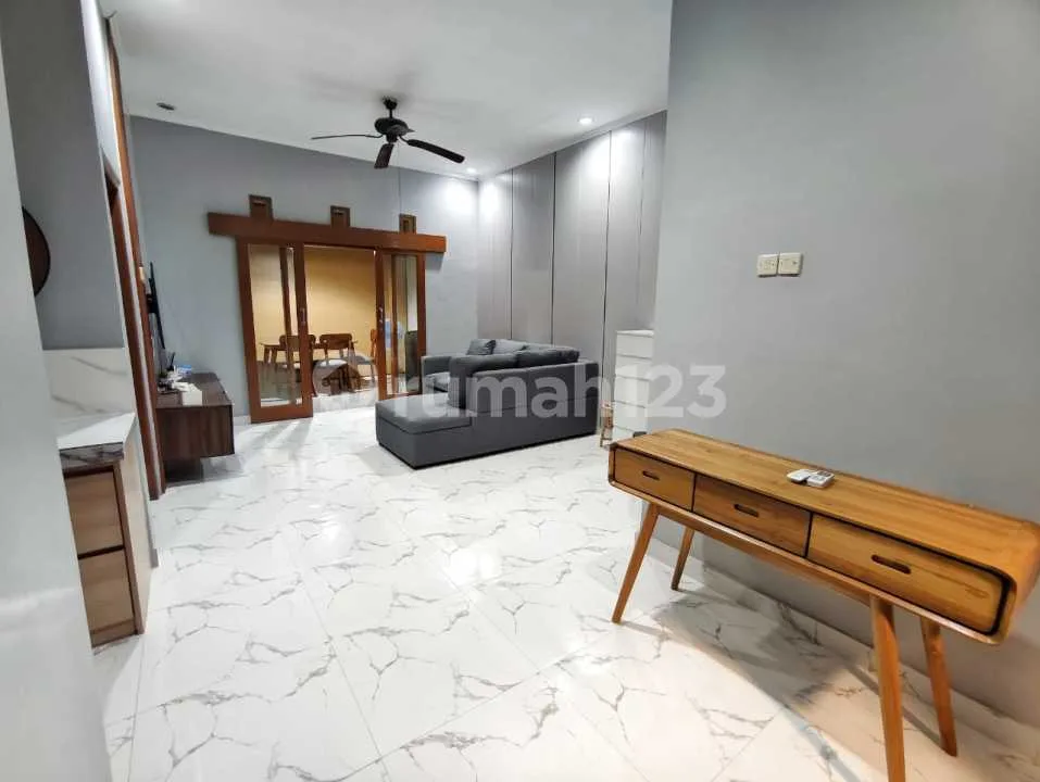 Rumah Modern Fully Furnished di Taman Mumbul-Nusa Dua, One Gated - Image 3 of 4