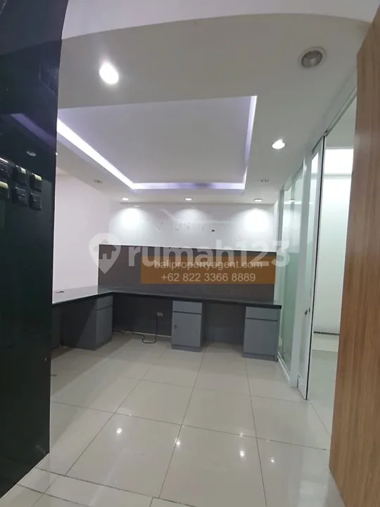 Dijual Ruko 3 Unit SHM Jalan Utama Bypass Nusa Dua, Badung  3,5 Lantai, Hadap Selatan, Ada Lift barang - Image 2 of 4
