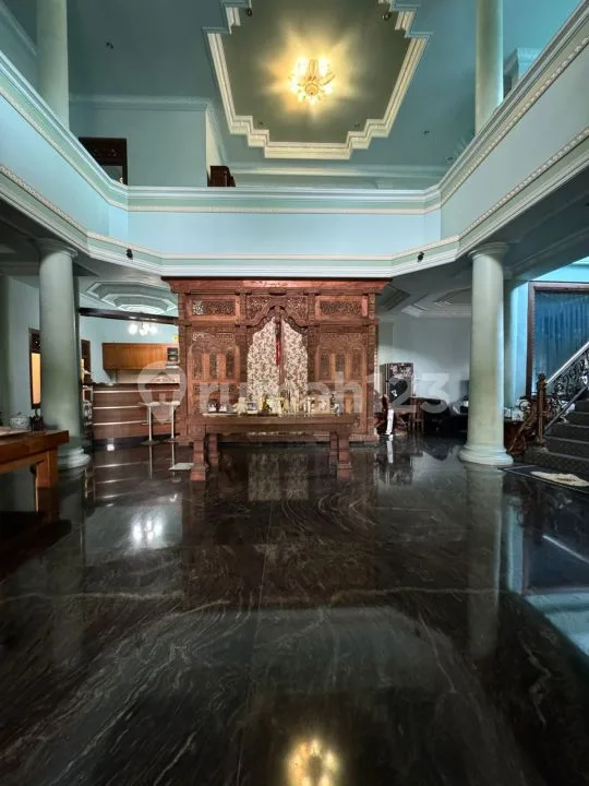 Hot Listing Disewakan Rumah Super Mewah Full Furnished Dikawasan Elite Denpasar Renon Dekat dengan Sanur dan Kantor Imigrasi - Image 4 of 4