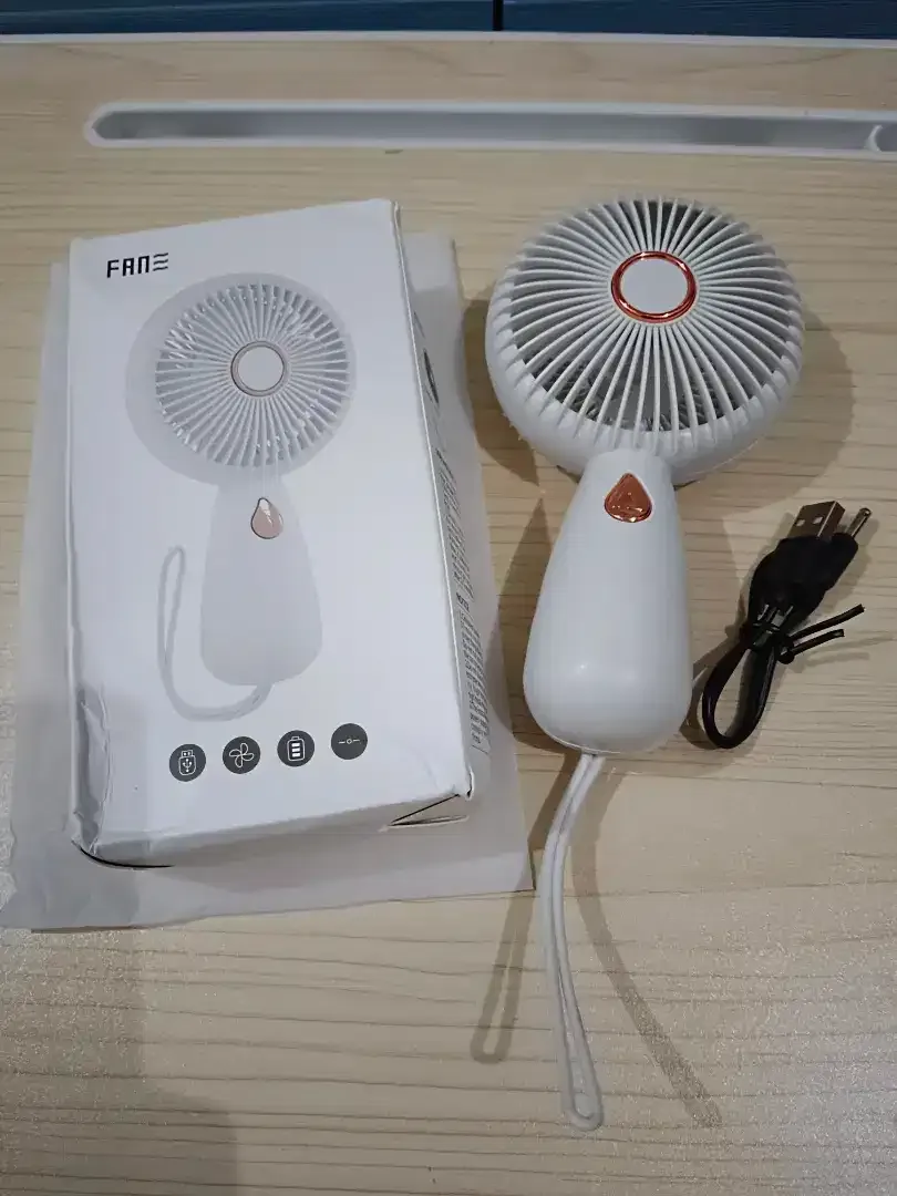 35rb BARU- Dijual Murah Kipas Angin Mini Fan Genggam Cute Portable+Led - Image 9 of 10