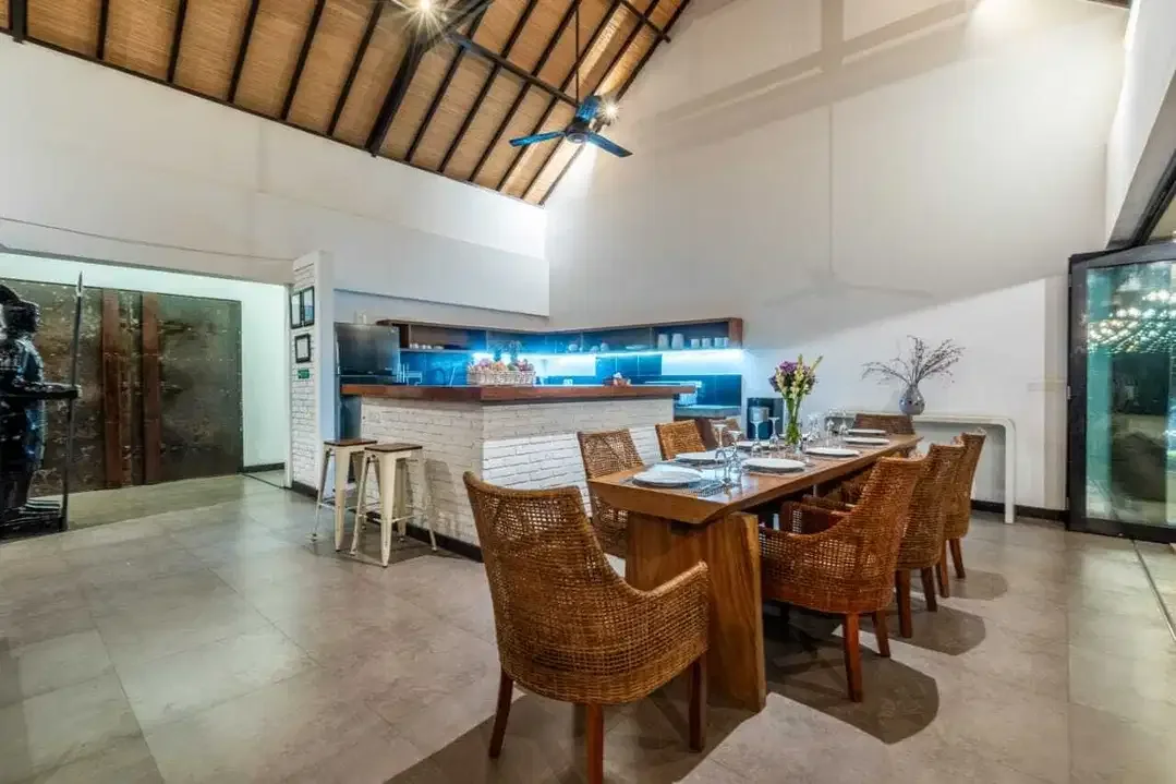 Luxury 4-Bedroom Leasehold Villa in Ungasan - Image 9 of 10