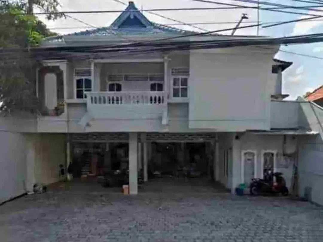 jual cepat bangunan 2 lt luas tanah 5,5 are dekat TSM di jln Imam Bonjol Denpasar - Image 1 of 5