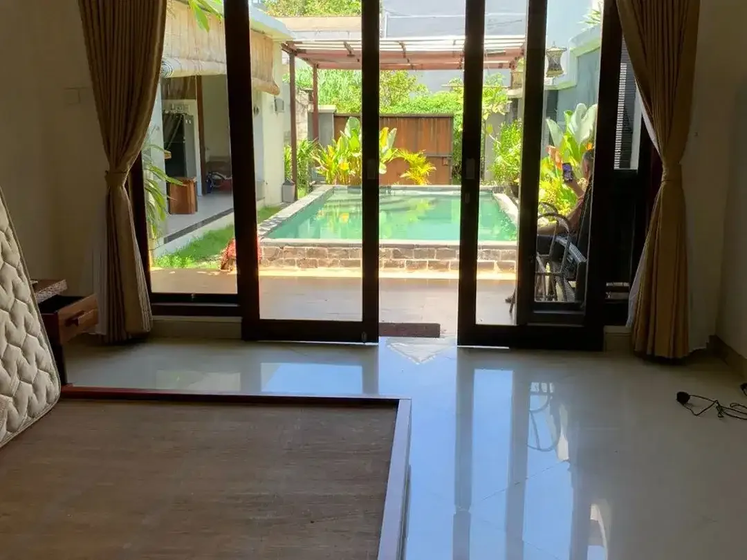 AVAILABLE NOW!  Disewakan Villa 2 Bedrooms Lokasi di Jl Blongkeker, Puri Gading Jimbaran - Image 8 of 10