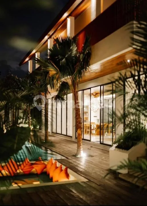Villa 2Lt Full Furnish Pool Kamar Staff Gudang Strategis Gianyar - Image 1 of 4