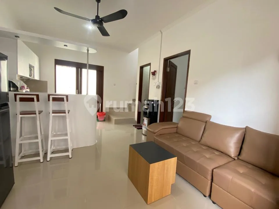 Rumah Semi Villa Siap Huni Berlokasi Strategos - Image 3 of 4