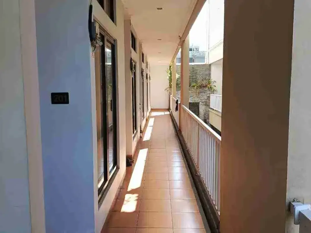 Guest House 32 Kamar Renon Denpasar - Image 6 of 10
