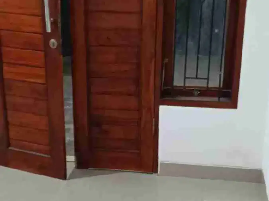 RUMAH MINIMALIS 2 LANTAI, 2 KAMAR, DEKAT IALF & UNDIKSHA SESETAN - Image 3 of 8