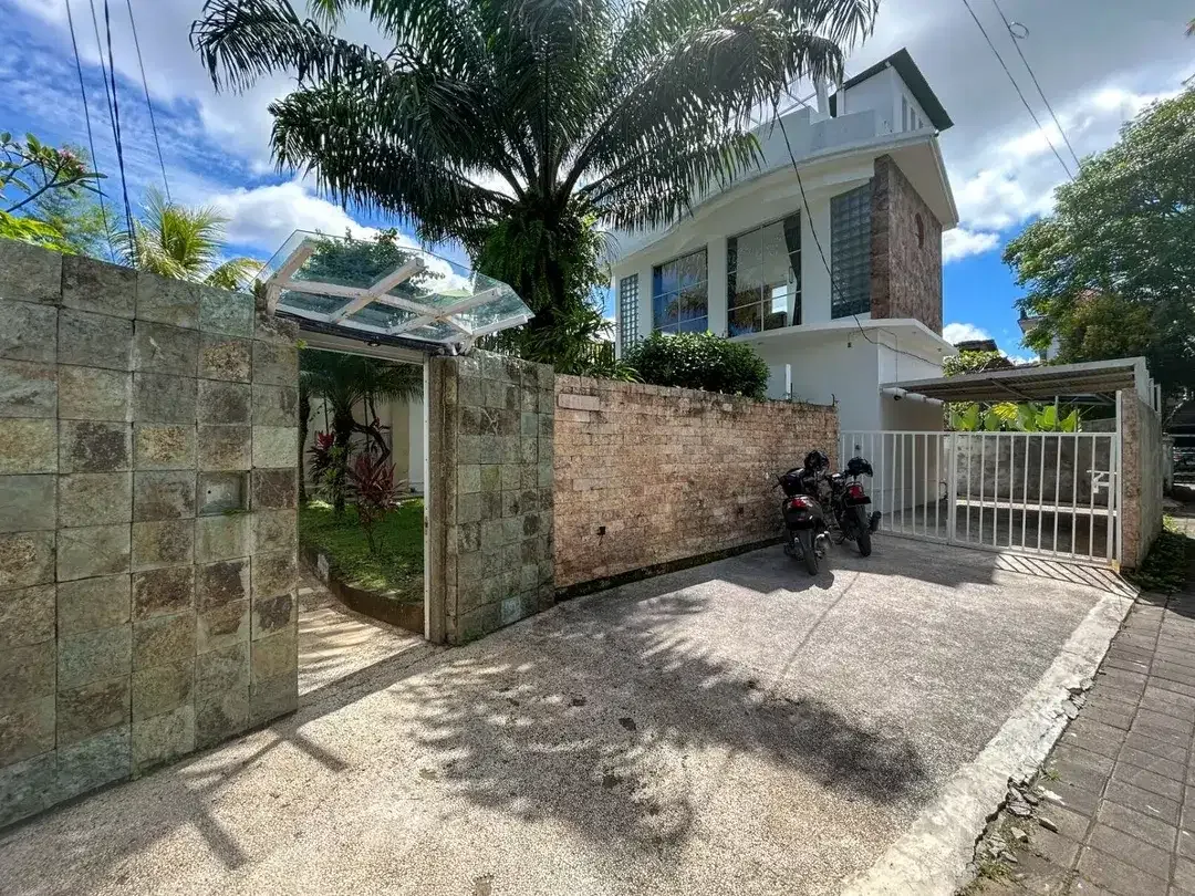 Tranquil 3 Bedroom Private Pool Villa Near Ubud Centre for Yearly Rent - Image 9 of 10