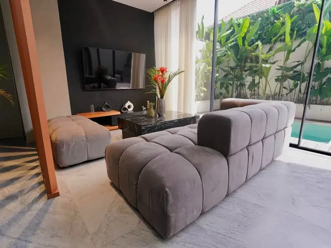 Vila siap pakai di pusat kawasan dengan status komersial dan potensi sewa tinggi! - Image 4 of 10