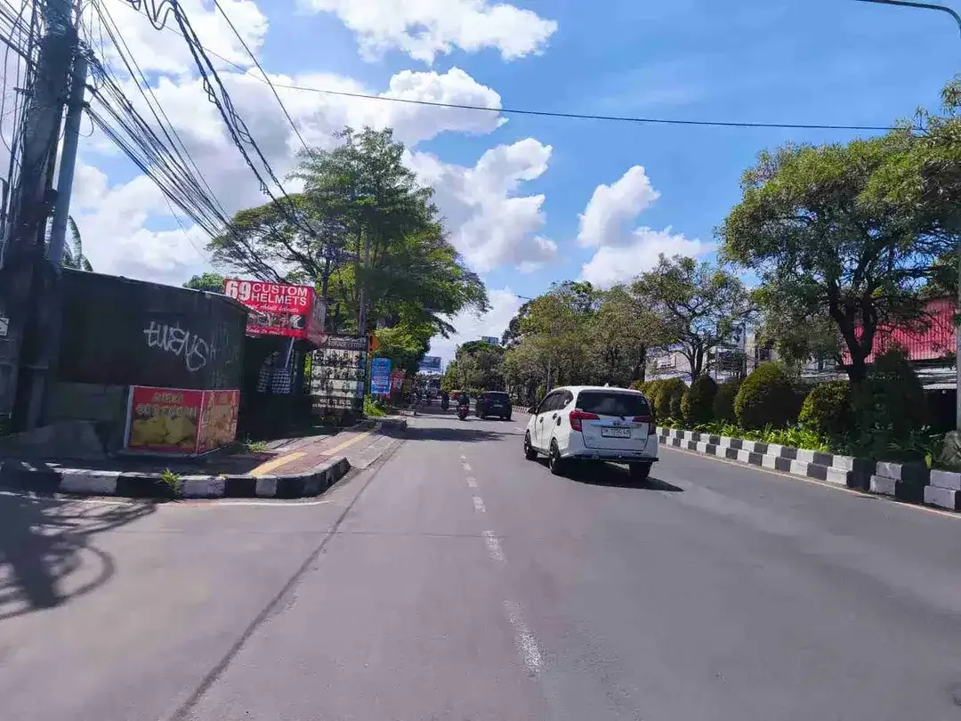Tanah Komersial Besar Hook 3 Akses Jalan Tengah Kota Denpasar Bali - Image 5 of 8