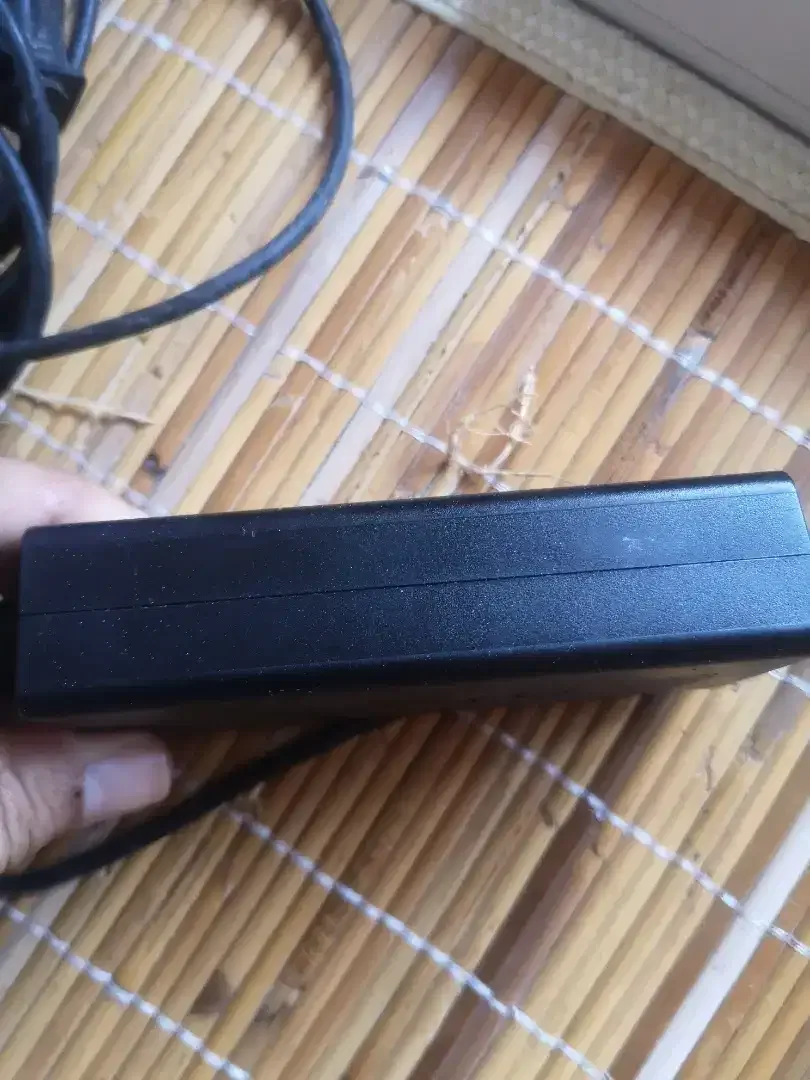 Charger laptop sony vaio original - Image 5 of 9
