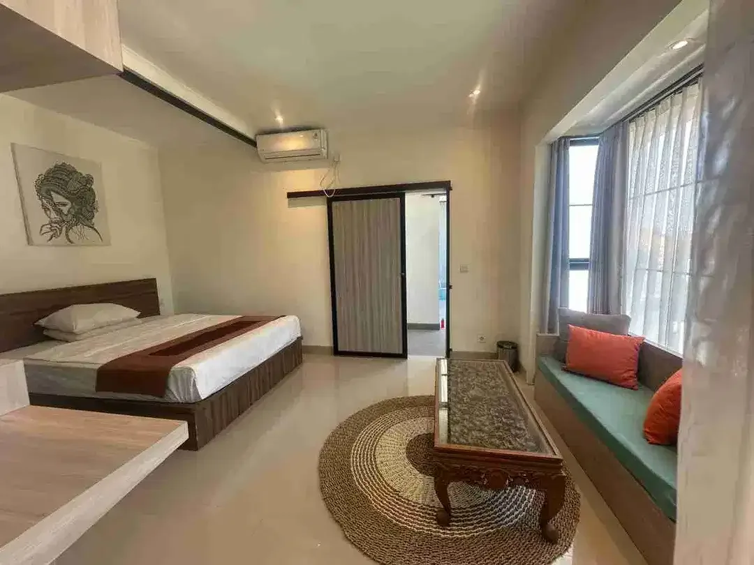 HOMESTAY FULL FURNISH DI SANUR DENGAN KOLAM RENANG JALAN BATUR SARI SANUR KAUH DENPASAR BALI - Image 6 of 10