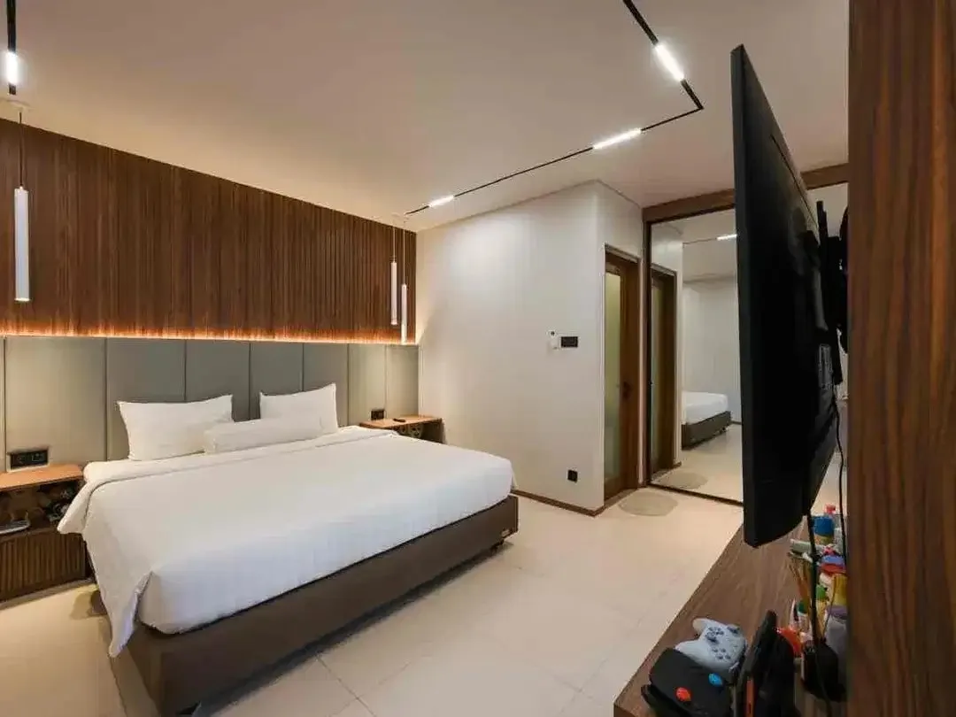 Villa Modern Lantai 2 dengan Full Furnish - Image 10 of 10