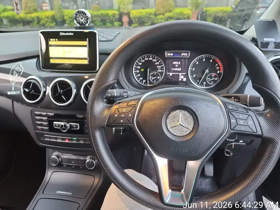 Mercedes Benz B200 thn 2013 - Image 7 of 8