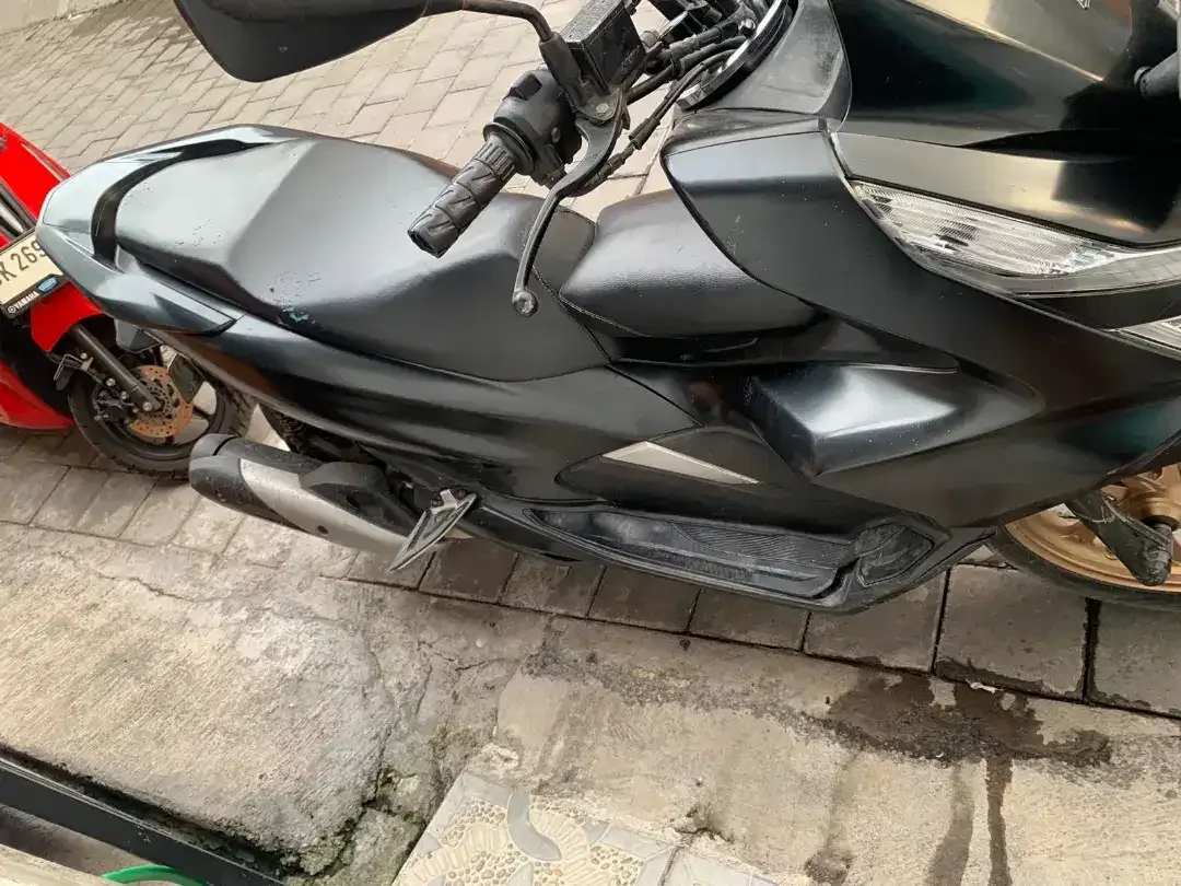 FORSALE HONDA PCX 150 ( 2020 ) - Image 3 of 5