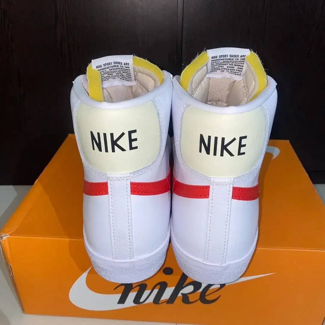 Nike Blazer Mid 77 Vintage - Image 9 of 9