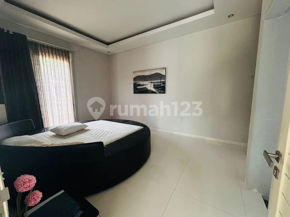 Rumah Jual Furnished Jalan Nusa Dua Cocok untuk Keluarga - Image 4 of 4