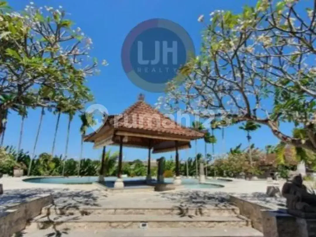 For Sale Hotel  Batu Belig Kerobokan Bali - Image 2 of 9