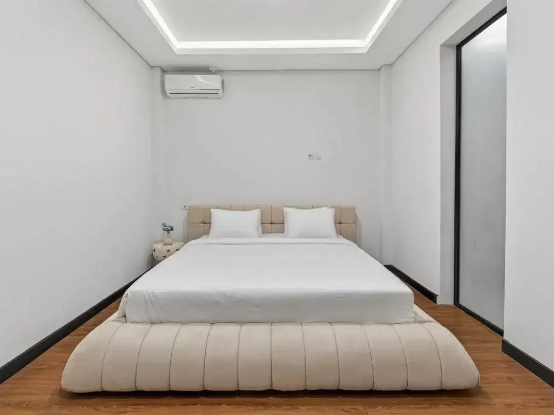 MODERN LUXURY LIVING VILLA IN MUDING KEROBOKAN - Image 6 of 10