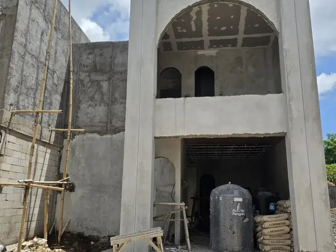 DI JUAL VILLA ON PROGREES : SAAT INI PEMBANGUNAN DI 70%. LOKASI DI JALAN PANTAI BALANGAN - Image 1 of 10