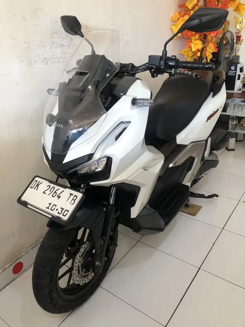 Honda ADV 160 CBS Th.2025 White!! - Image 2 of 10
