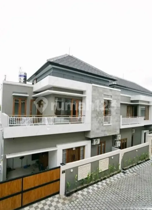 Rumah Mewah 2 Lantai Dekat Pelabuhan Sanur dan Rs International - Image 4 of 4