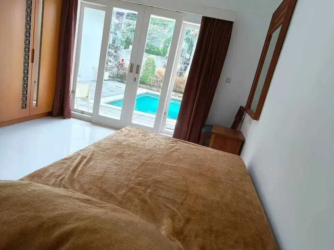 FOR SALE RUMAH SEMI VILLA PRIVAT POOL 4BR FURNISHED JIMBARAN - Image 10 of 10