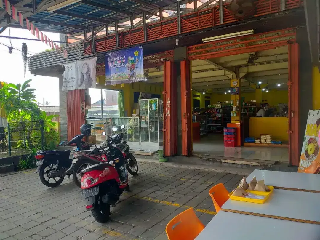 Ruko Lantai 3 Bekas Mini Market Jalan Raya Anggunan Lukluk Badung Bali - Image 6 of 7