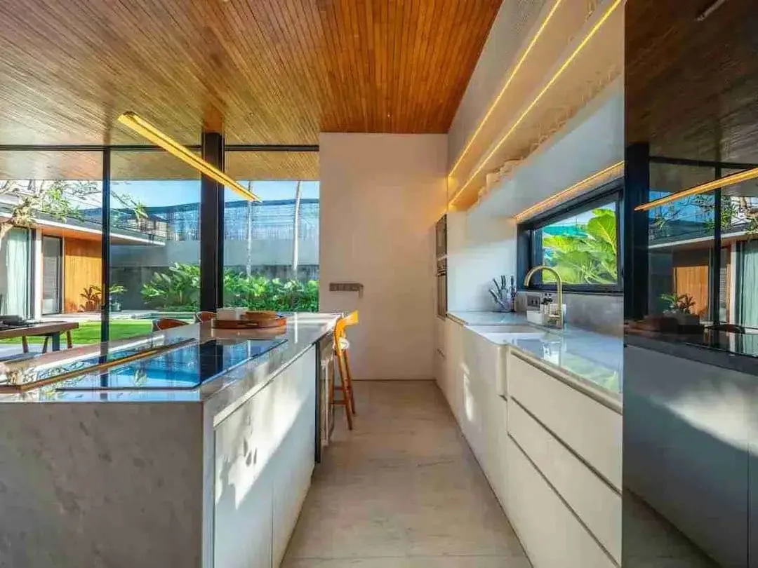 DIJUAL VILLA MEWAH, BERAWA BEACH, CANGGU - Image 8 of 10