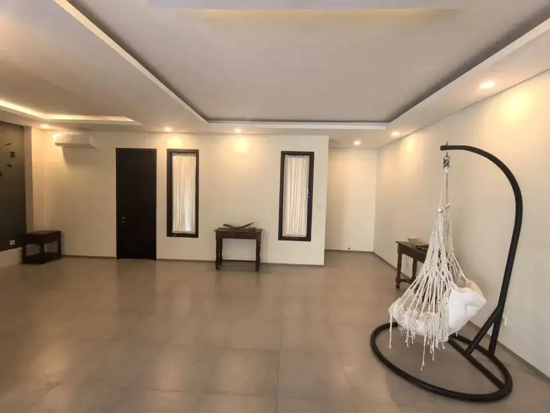 villa di sanur denpasar, semi furnish, lokasi strategis,dkt mall - Image 4 of 10
