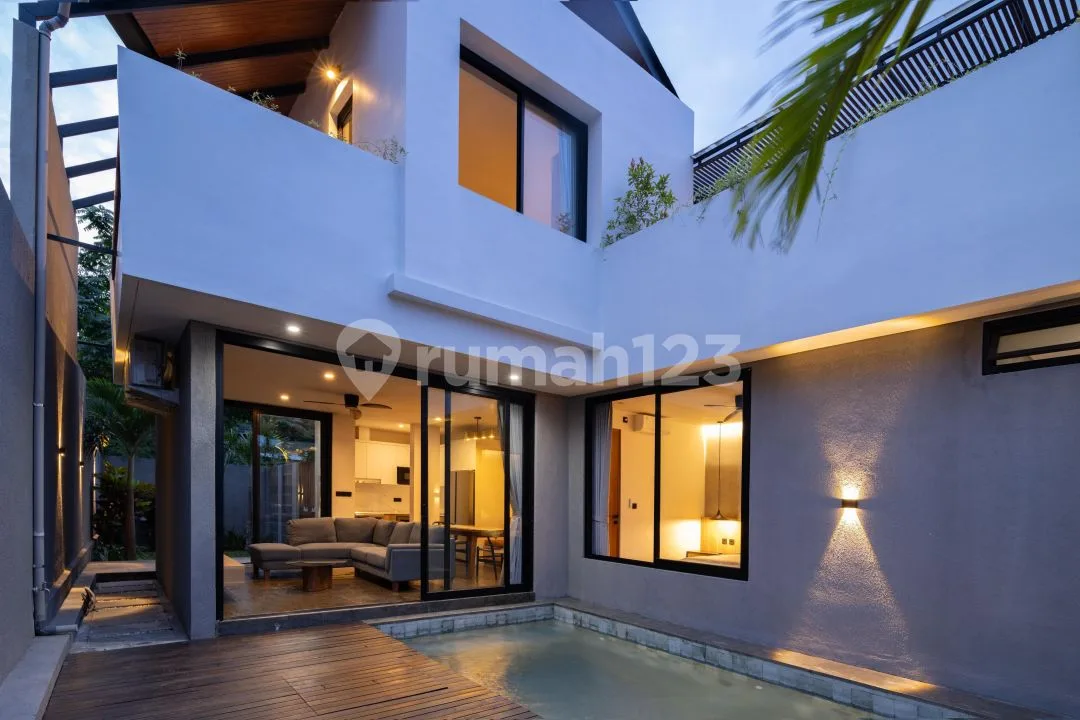 Villa Cantik di Ungasan Bebas Banjir Tanpa Renov - Image 1 of 4