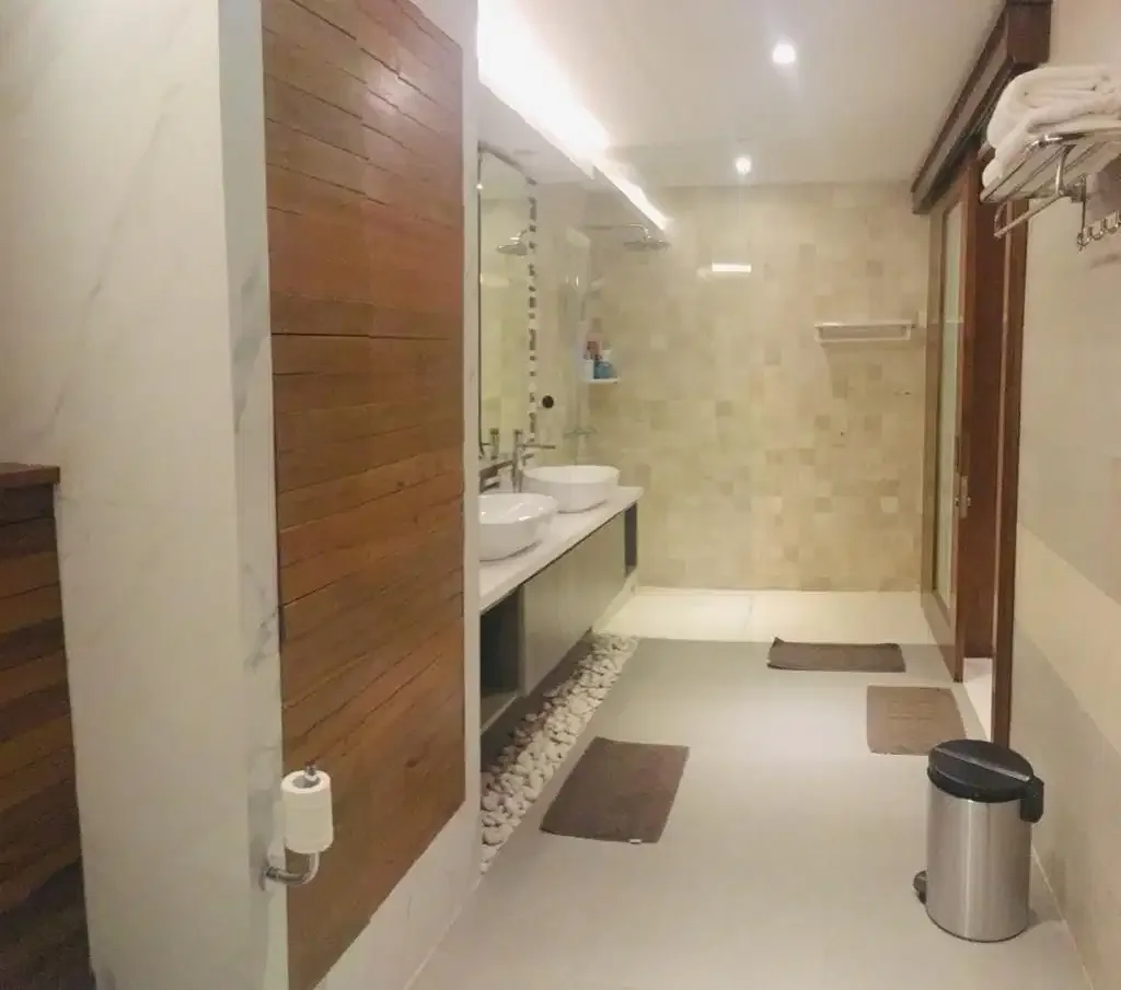 FOR SALE HOTEL BEST INVESTMENT LOCATION PREMIUM PANTAI KUTA - Image 10 of 10