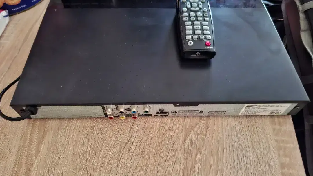 DVD Player Samsung pemutar disc film dan MP3 - Image 6 of 8